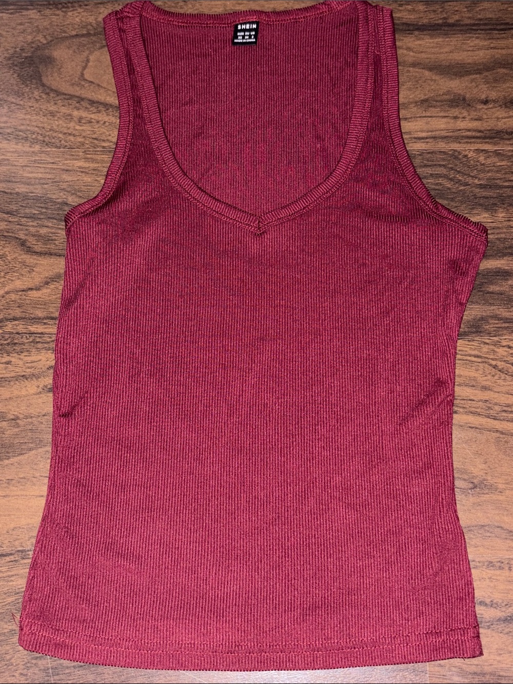 SHEIN Ribbed V-Neck Tank Top - Burgundy